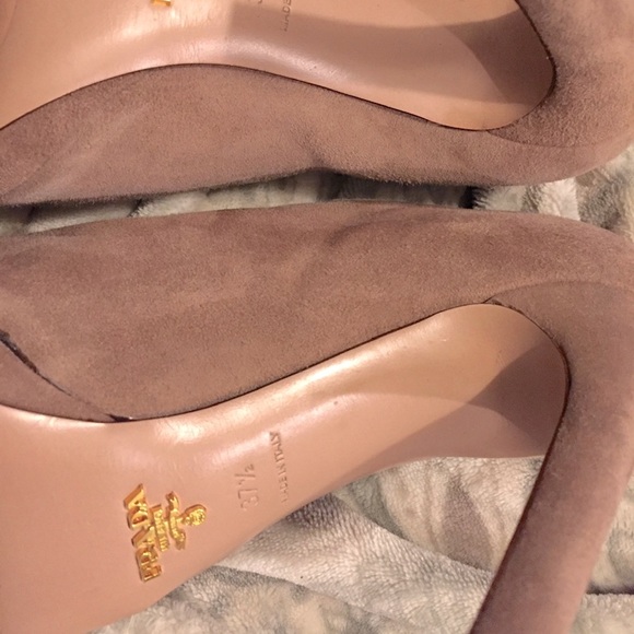 Prada Blush Pink Soft Leather Bootie Heels Size 37.5 - Picture 6 of 6